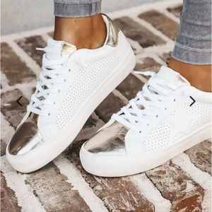 Vintage Havana Ivy sneakers, size 8